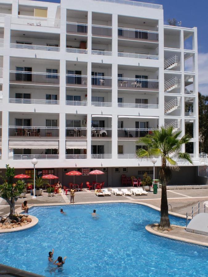 Apartbeach Royal Apartments 萨洛 外观 照片