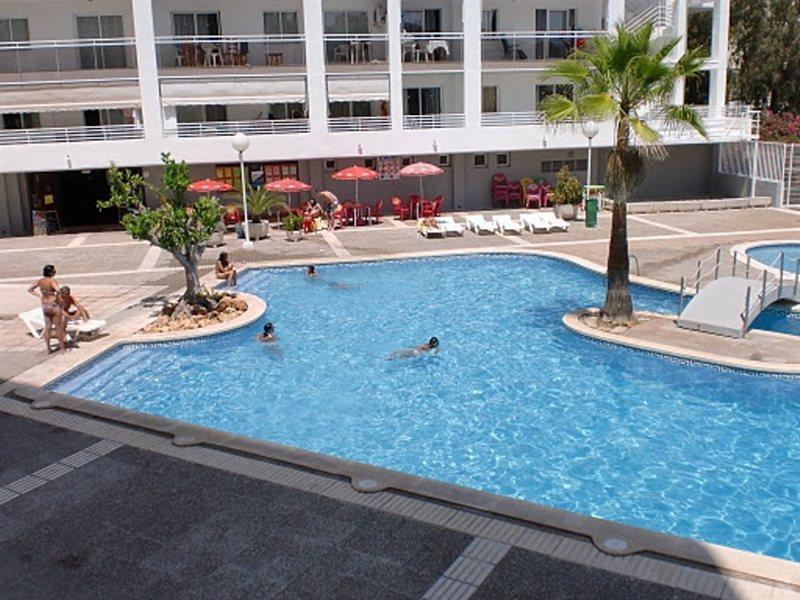 Apartbeach Royal Apartments 萨洛 外观 照片
