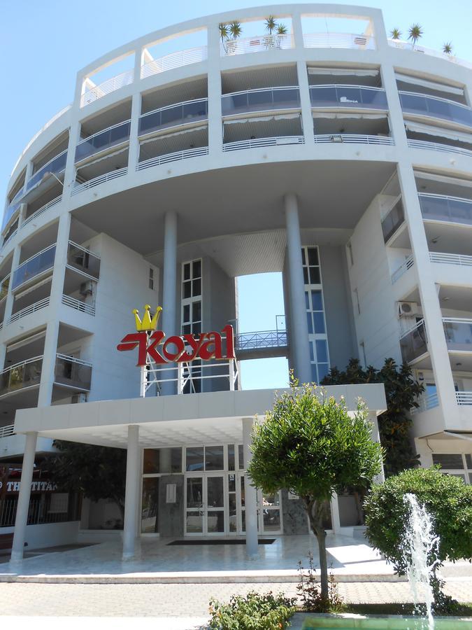 Apartbeach Royal Apartments 萨洛 外观 照片