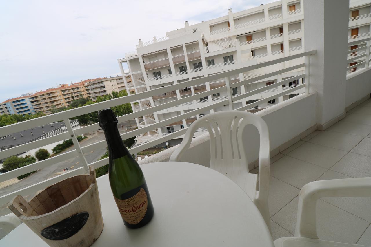Apartbeach Royal Apartments 萨洛 外观 照片