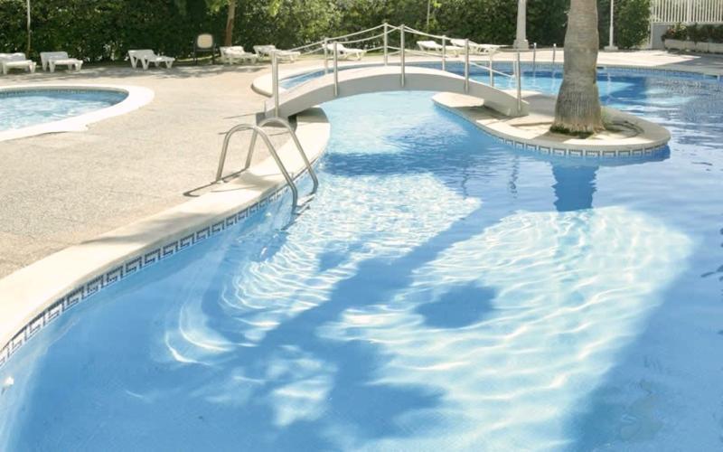 Apartbeach Royal Apartments 萨洛 外观 照片